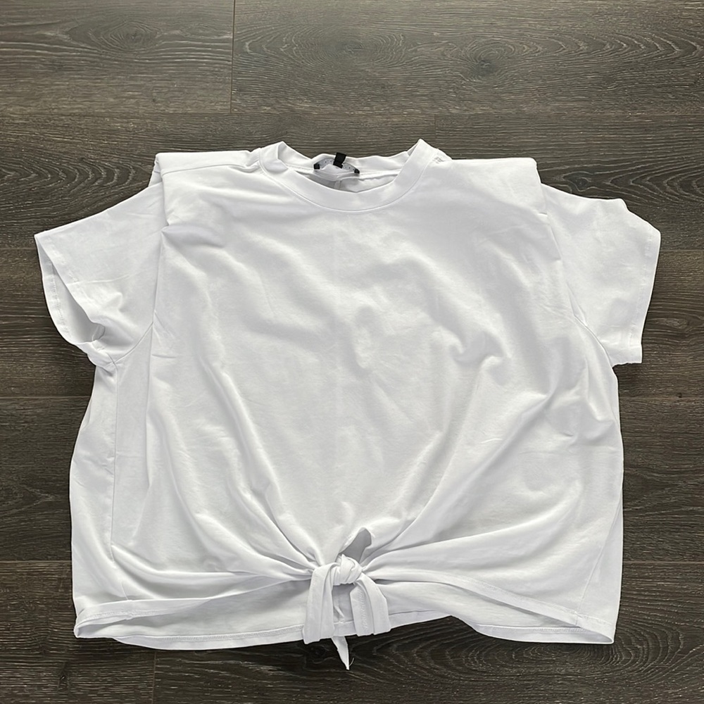 Eloquii White Strong Shoulder Short Sleeve Cotton Front Tie Top Size 18/20